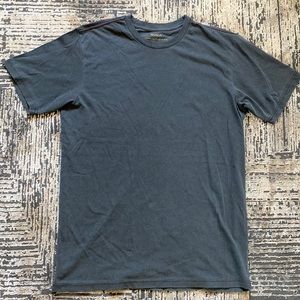 RVCA Men’s M T-Shirt
